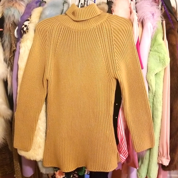 Tan Cable Knit Sweater - Picture 1 of 3